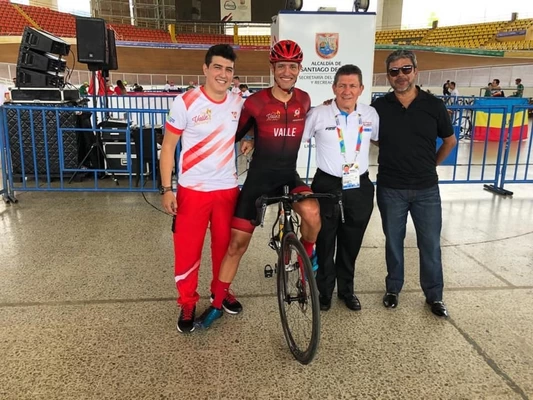 Edwin Sandoval ganó la primera de Oro para el Valle  en Paracycling en los Juegos Paranacionales 2019